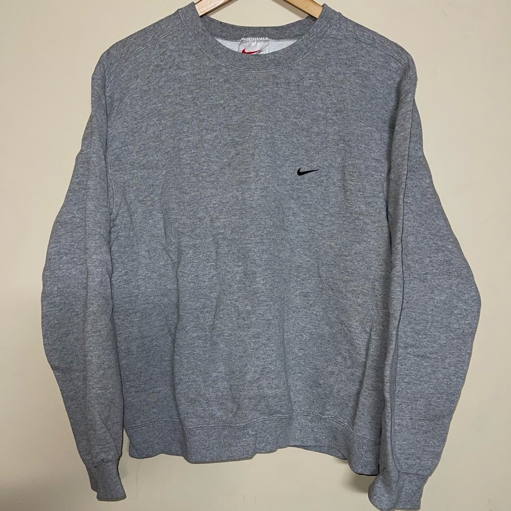Nike gray crewneck sweatshirt